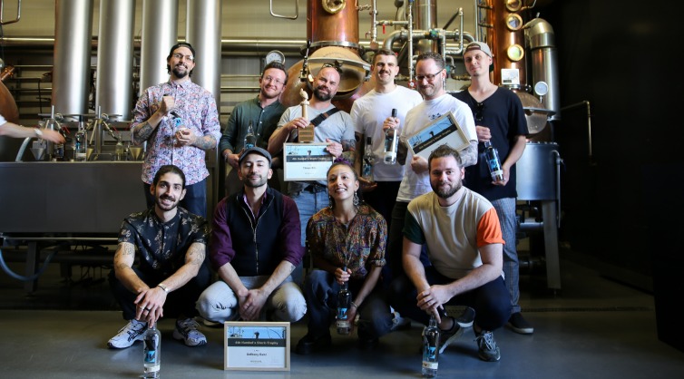 Die 4th Humbel’s Stork-Trophy fliegt mit...